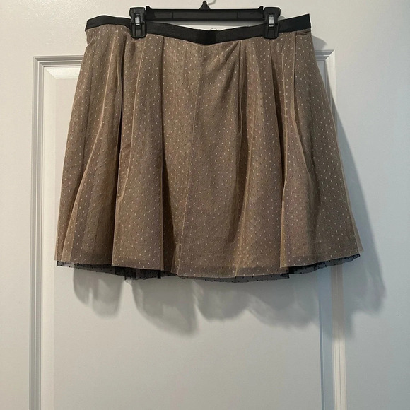 2b RYCH Tulle Black/ Tan Ballet Skirt, size 12‎ - Picture 7 of 7